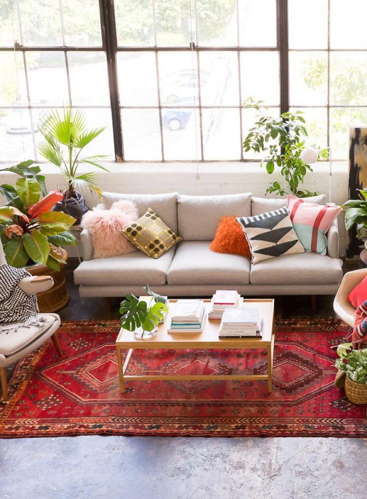 Stylish Ways to Decorate Your Living Room with Modern Rugs!